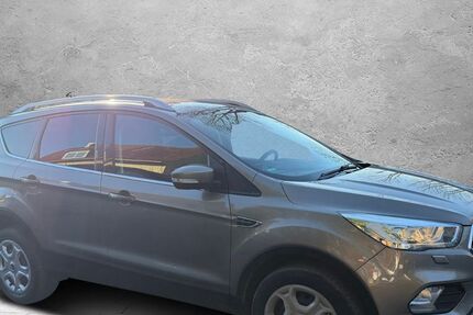 Ford Kuga 30.000 km 13.499 &euro; Detmold 32758