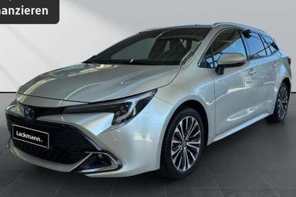 Toyota Corolla 13.800 km 28.890 &euro; Paderborn-Elsen 33104