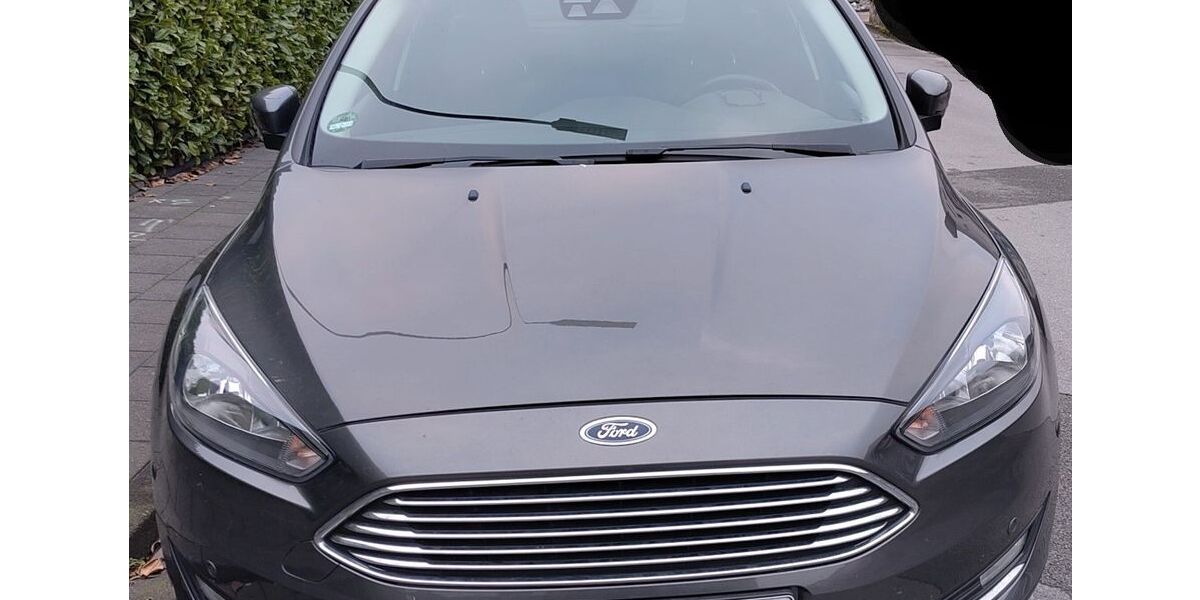 Ford Focus 103.000 km 7.549 &euro; Paderborn 33106