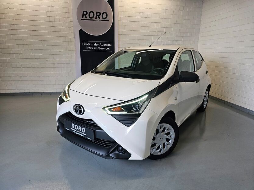 Toyota Aygo (X) 109.350 km 7.850 € Lippstadt 59557