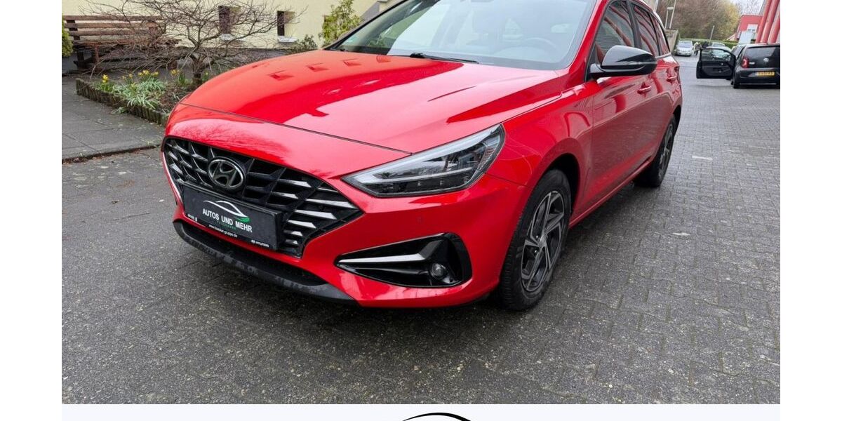 Hyundai i30 216.000 km 9.999 &euro; Paderborn 33100