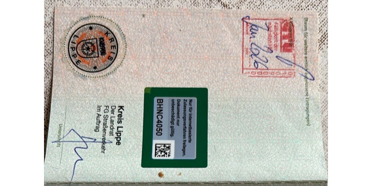 BMW Mini Cabriolet 105.000 km 9.400 € Horn-Bad Meinberg 32805