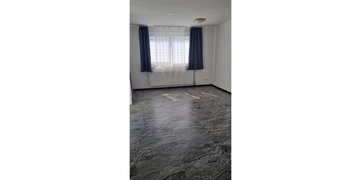 Erdgeschoßwohnung Paderborn - 4 Zimmer, 81 m&sup2;, 186.000&euro; | Angebot:26327122