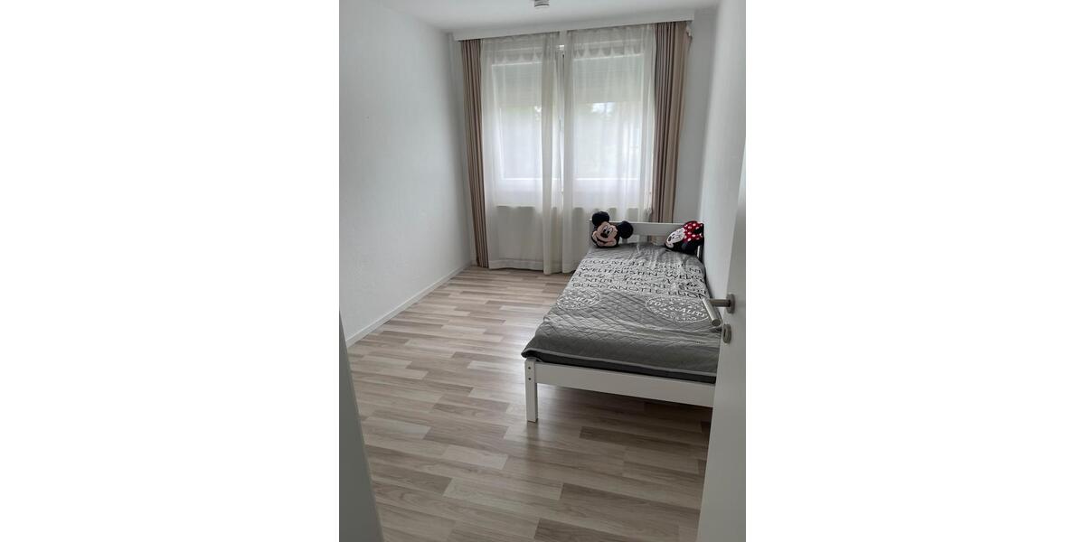 Reihenhaus Detmold - 3.5 Zimmer, 83 m&sup2;, 299.000&euro; | Angebot:26992830