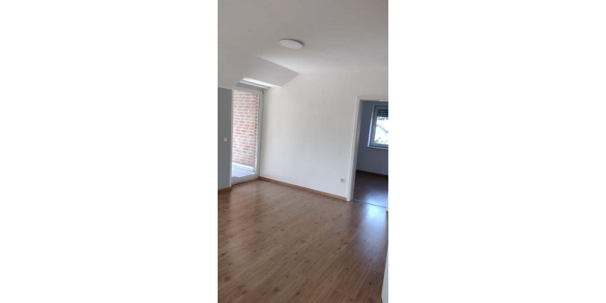 Dachgeschoßwohnung Bad Lippspringe - 2 Zimmer, 60 m&sup2;, 540&euro; | Angebot:25649480