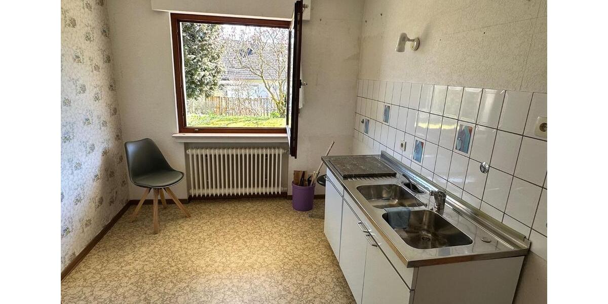 Einfamilienhaus Marsberg - 7 Zimmer, 252 m&sup2;, 275.000&euro; | Angebot:27001789