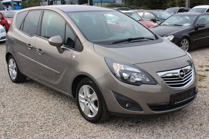 Opel Meriva 145.000 km 4.990 &euro; Paderborn 33106