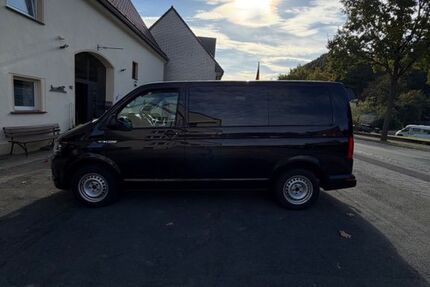 VW T6 Multivan 176.417 km 22.999 &euro; Schlangen 33189