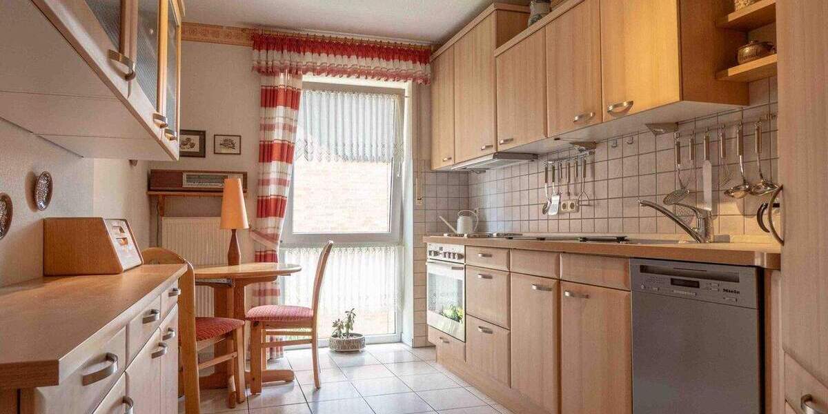 Etagenwohnung Paderborn Kernstadt - 4 Zimmer, 85 m&sup2;, 279.000&euro; | Angebot:25729200