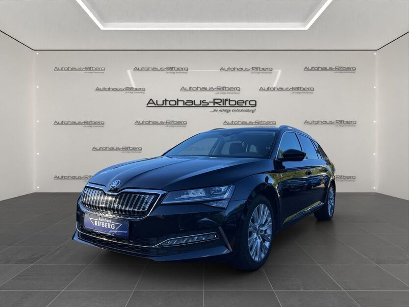 Skoda Superb 152.000 km 15.890 € Detmold 32758