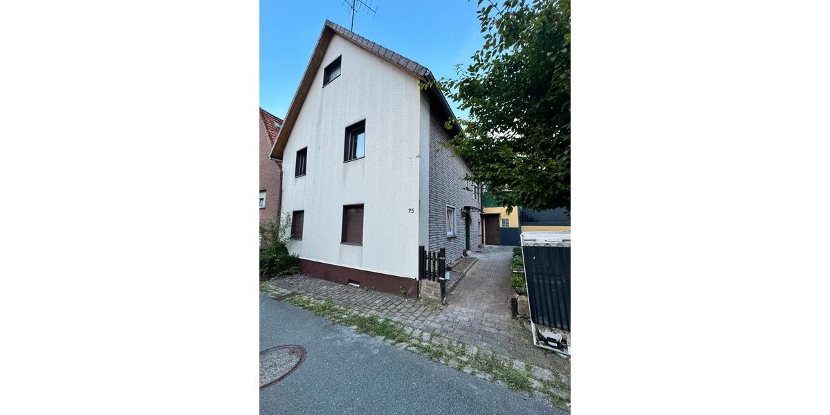 Einfamilienhaus Nieheim - 6 Zimmer, 160 m&sup2;, 1.050&euro; | Angebot:27615646