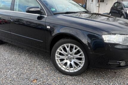 Audi A4 139.000 km 3.999 &euro; Paderborn 33106
