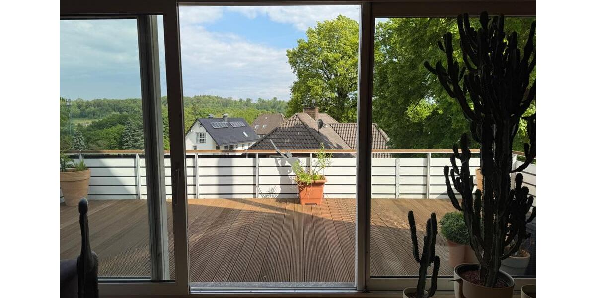 Dachgeschoßwohnung Horn-Bad Meinberg Bad Meinberg - 4 Zimmer, 124 m&sup2;, 900&euro; | Angebot:26670863
