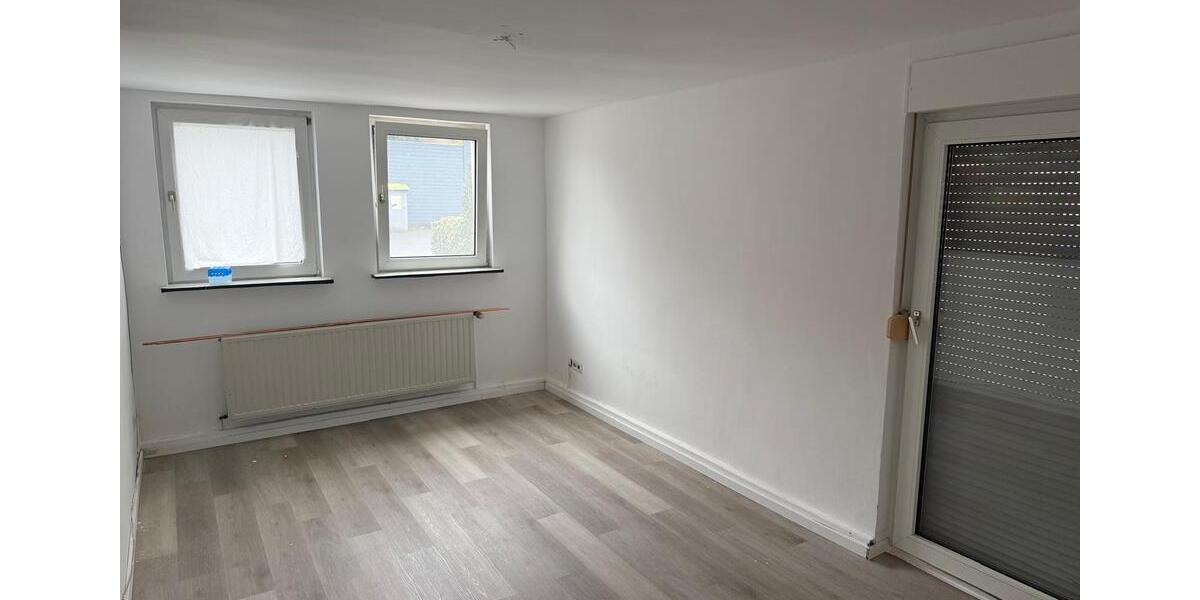 Erdgeschoßwohnung Paderborn Neuenbeken - 3 Zimmer, 70 m&sup2;, 700&euro; | Angebot:27586126