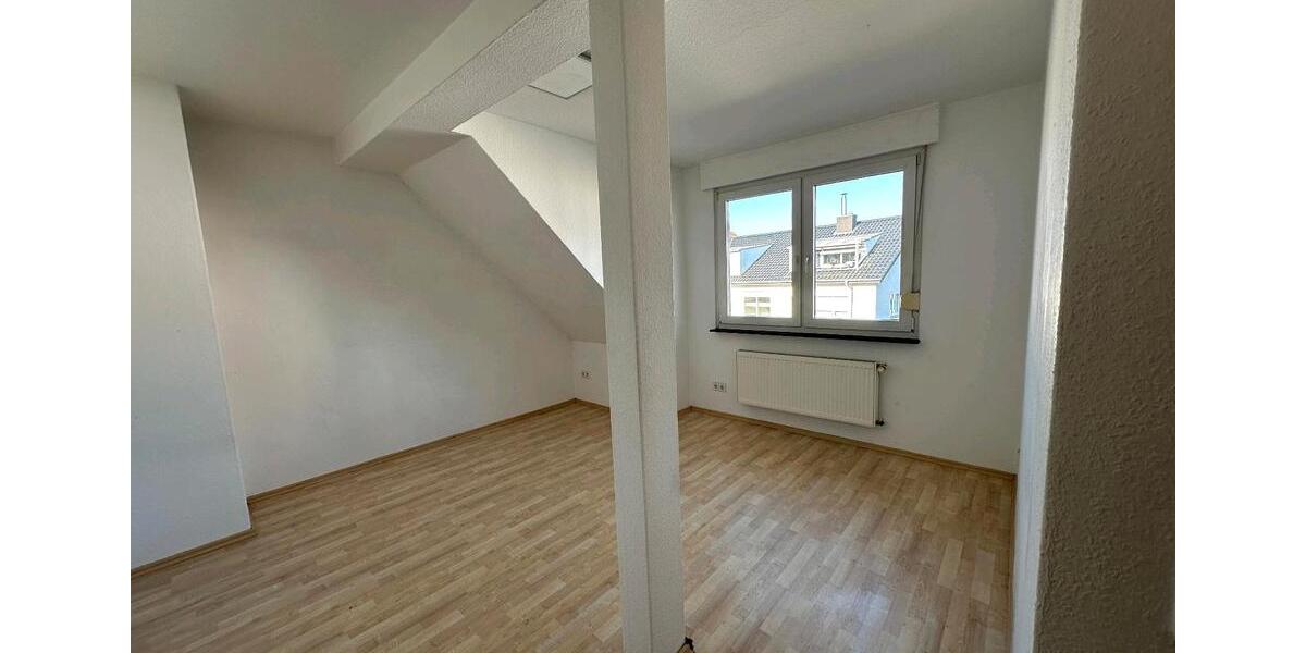 Dachgeschoßwohnung Lippstadt Garfeln - 2 Zimmer, 60 m&sup2;, 550&euro; | Angebot:26272557