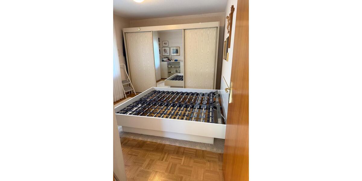 Etagenwohnung Schloß Holte-Stukenbrock Stukenbrock - 5 Zimmer, 150 m&sup2;, 1.650&euro; | Angebot:25416098