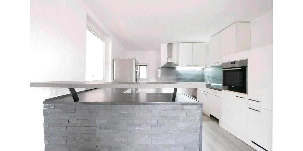 Maisonettenwohnung Bad Driburg - 7 Zimmer, 140 m&sup2;, 199.000&euro; | Angebot:26952186
