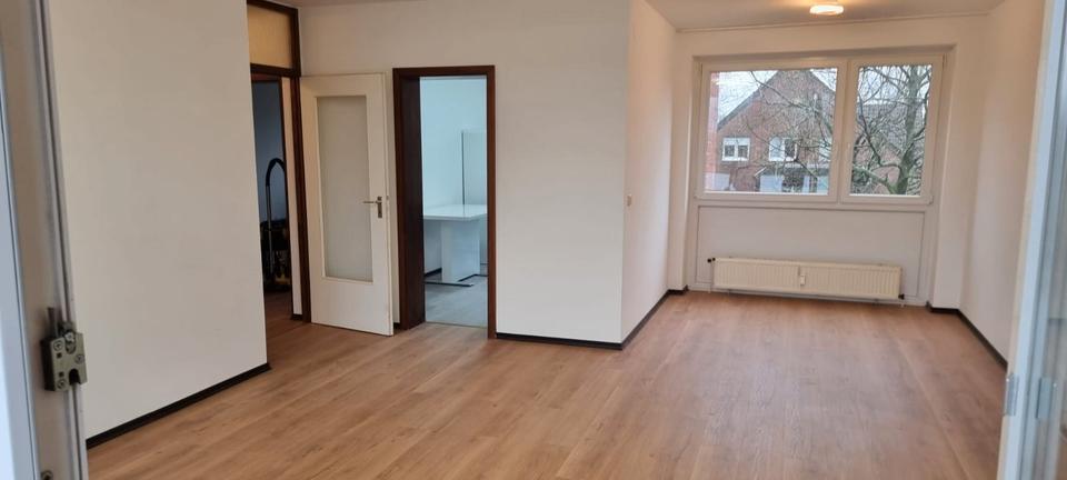 Etagenwohnung Paderborn Neuenbeken - 3 Zimmer, 75 m&sup2;, 1.100&euro; | Angebot:26232656