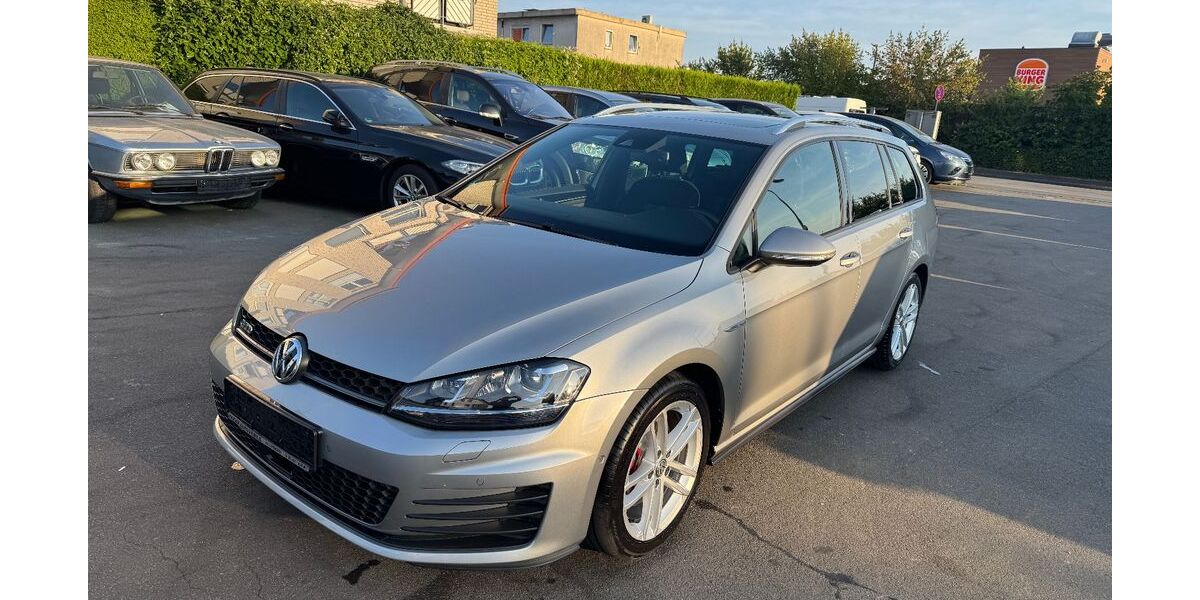 VW Golf 85.000 km 17.999 &euro; Paderborn 33100