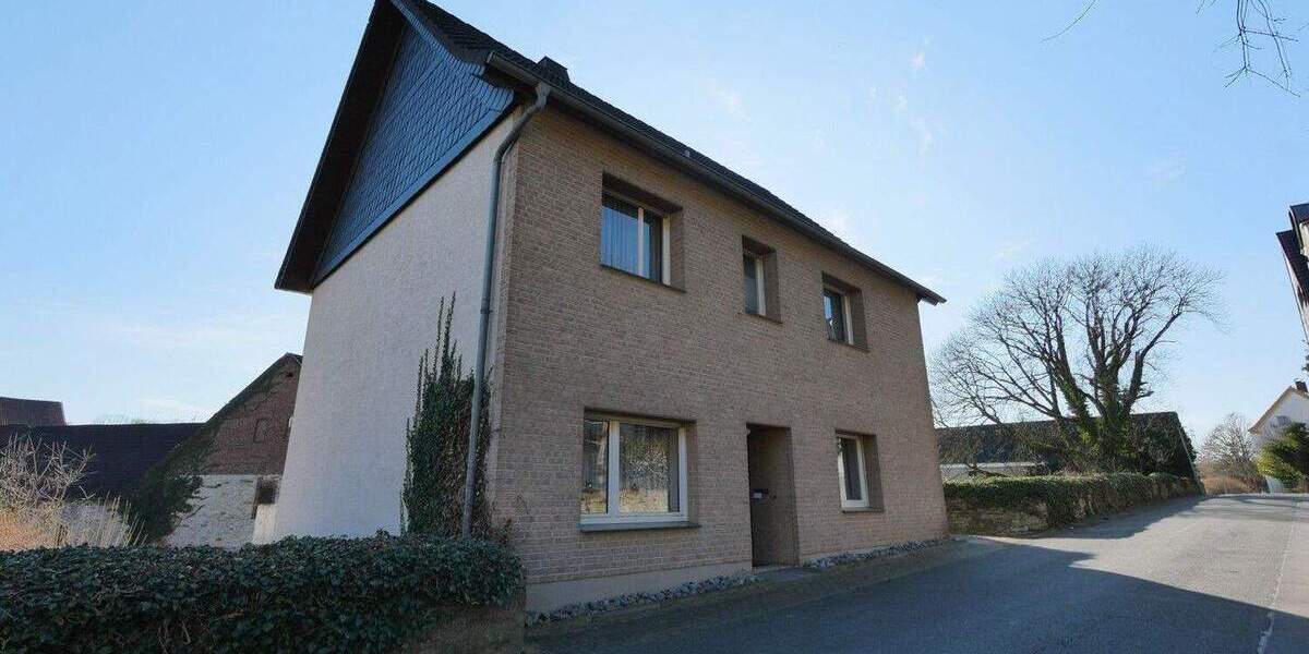 Einfamilienhaus Paderborn / Neuenbeken Neuenbeken - 6 Zimmer, 160 m&sup2;, 279.000&euro; | Angebot:25736022