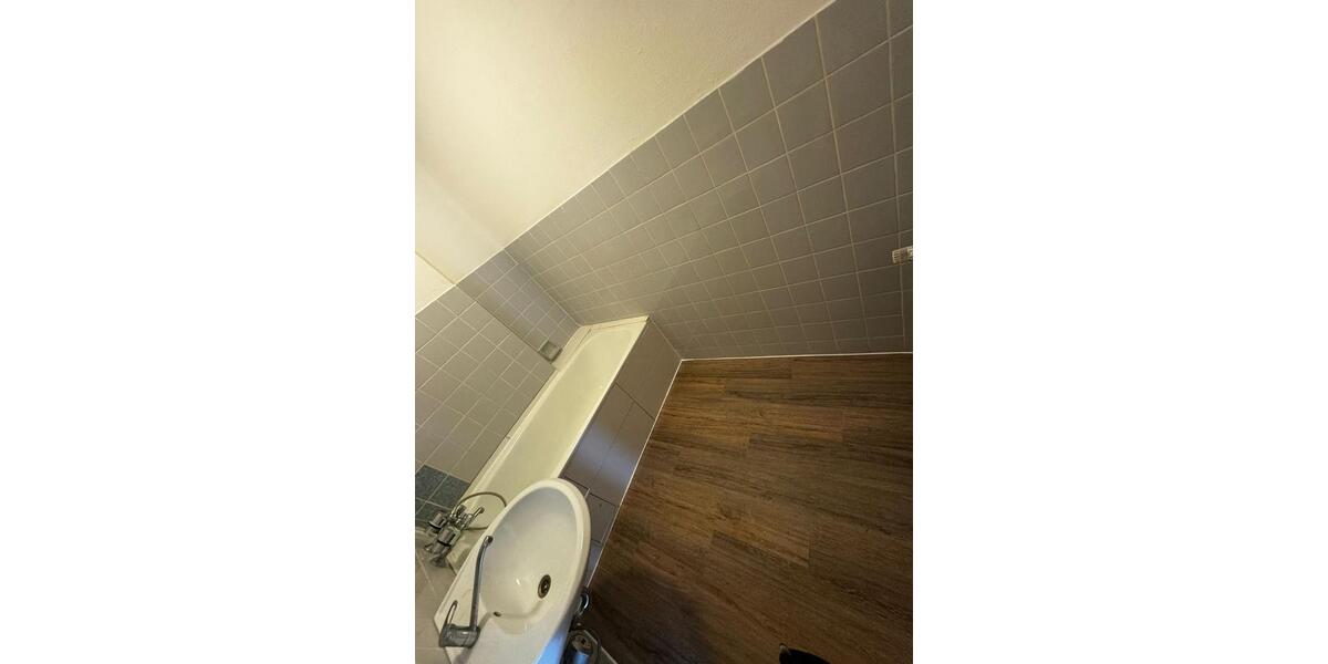 Etagenwohnung Detmold Hakedahl - 3 Zimmer, 72 m&sup2;, 815&euro; | Angebot:26252234