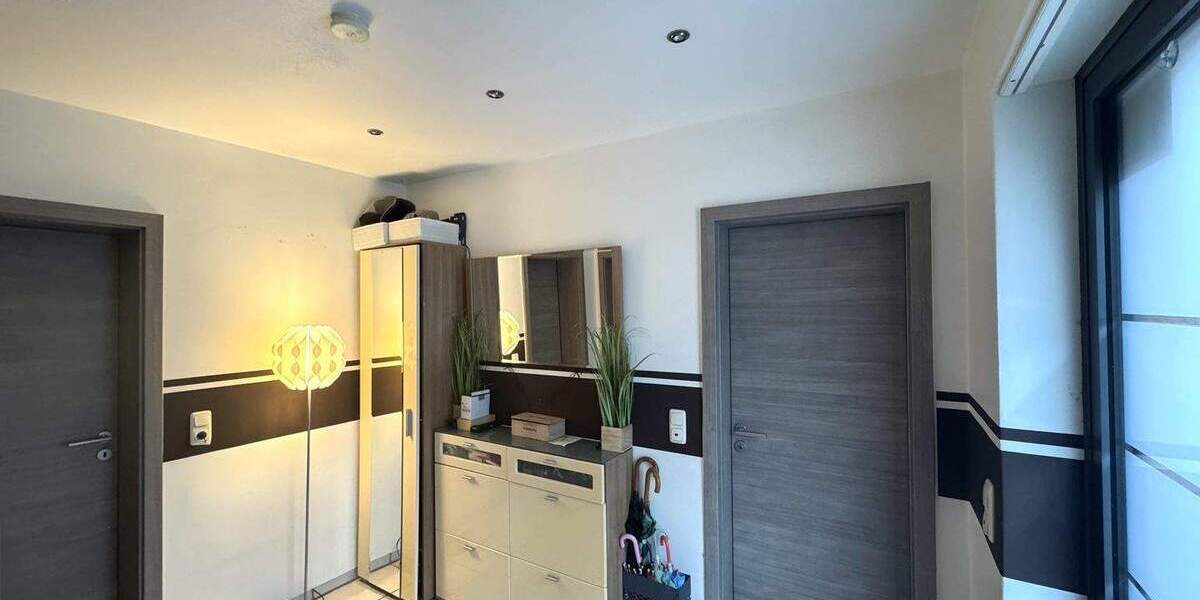 Einfamilienhaus Salzkotten - 7 Zimmer, 130 m&sup2;, 499.000&euro; | Angebot:25360757