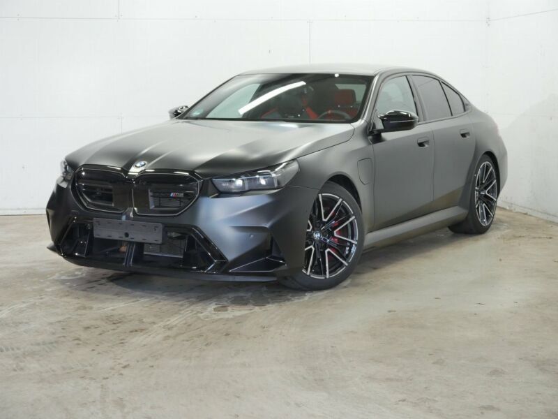 BMW M5 16.000 km 135.740 € Paderborn 33100