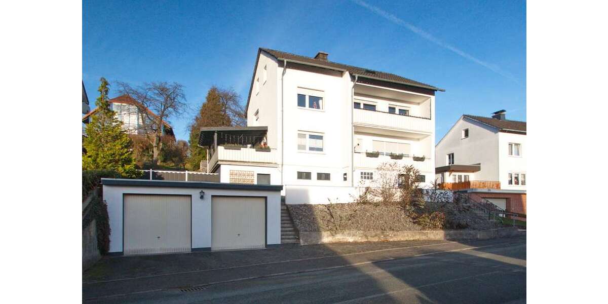 Einfamilienhaus Bad Driburg-Dringenberg Dringenberg - 9 Zimmer, 233 m&sup2;, 335.000&euro; | Angebot:24252297