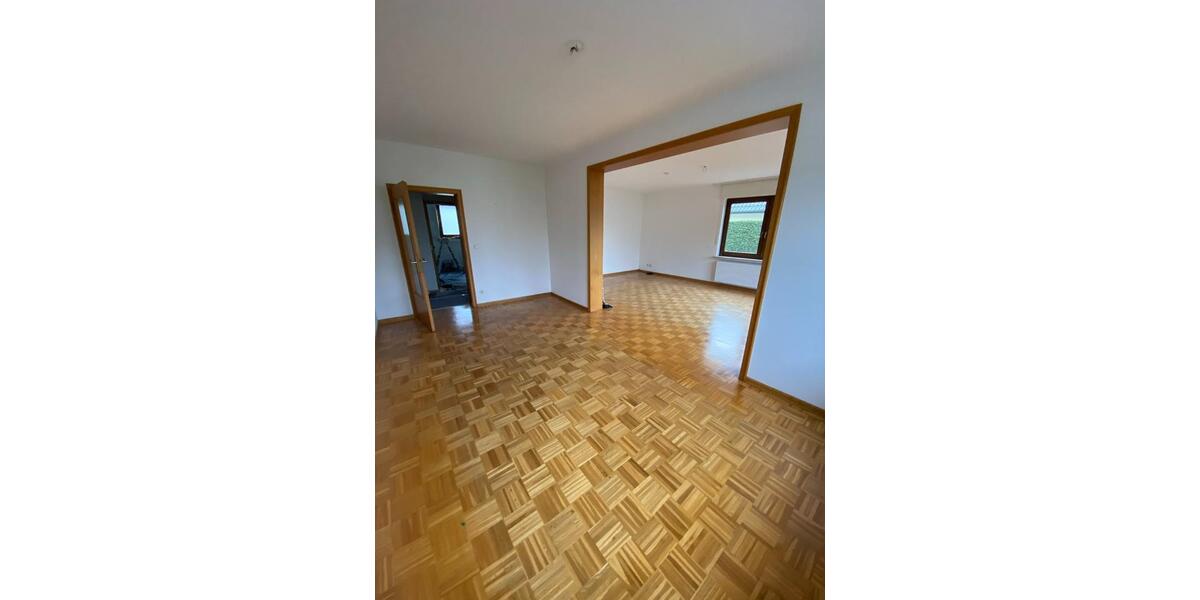 Erdgeschoßwohnung Schloß Holte-Stukenbrock Stukenbrock - 2 Zimmer, 86 m&sup2;, 675&euro; | Angebot:25350876