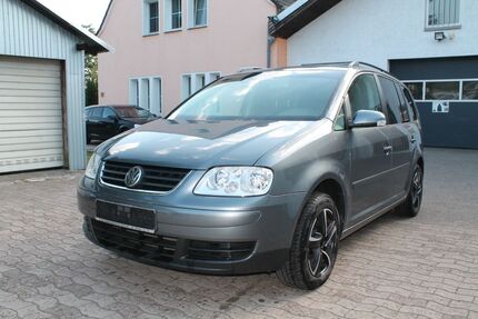 VW Touran 172.000 km 4.550 &euro; Augustdorf 32832
