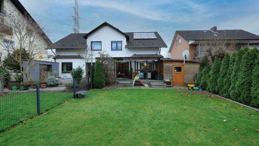 Familienfreundliche Doppelhaushälfte in Top Lage von Elsen 4 zimmer