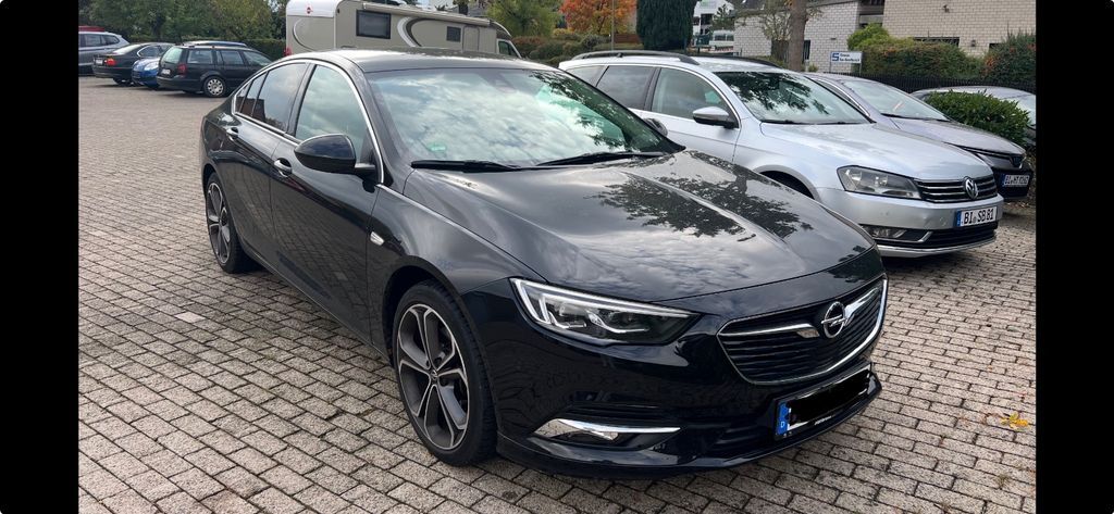 Opel Insignia 87.000 km 15.998 € Bielefeld 33609