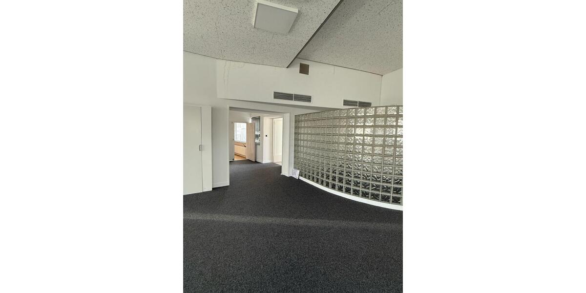 Gewerbeobjekt Detmold Hakedahl - 1.875&euro; | Angebot:25896564