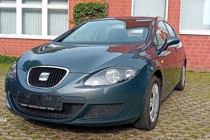 Seat Leon 110.000 km 2.790 &euro; Paderborn 33102
