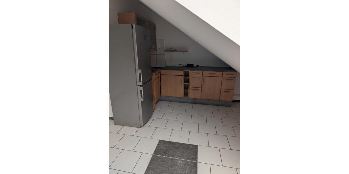 Dachgeschoßwohnung Lippstadt - 1 Zimmer, 15 m&sup2;, 300&euro; | Angebot:26661745