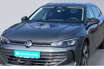 VW Passat Variant 9.682 km 41.590 € Salzkotten 33154
