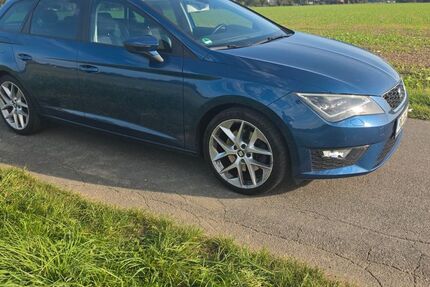 Seat Leon 174.800 km 9.790 &euro; Paderborn 33106