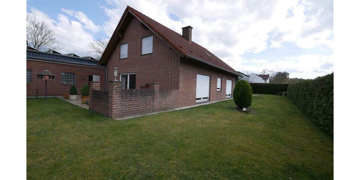 Mehrfamilienhaus, Wohnhaus Bad Lippspringe - 5 Zimmer, 180 m&sup2;, 752.000&euro; | Angebot:25682064