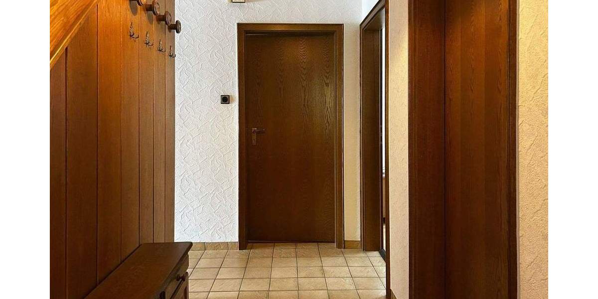 Einfamilienhaus Steinheim Sandebeck - 9 Zimmer, 209 m&sup2;, 249.000&euro; | Angebot:25687387