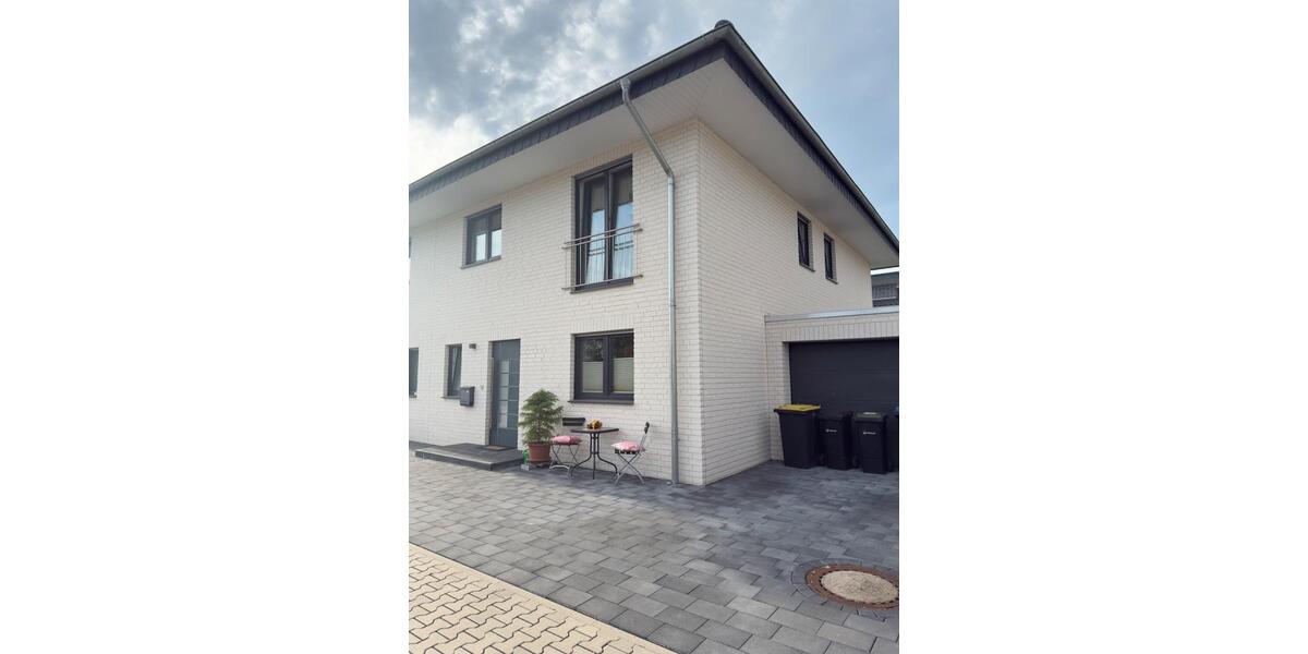 Doppelhaushälfte Delbrück - 5 Zimmer, 143 m&sup2;, 1.350&euro; | Angebot:27614998