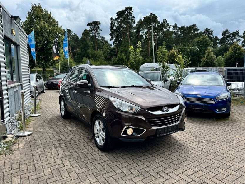 Hyundai ix35 109.905 km 9.450 € Schlangen 33189