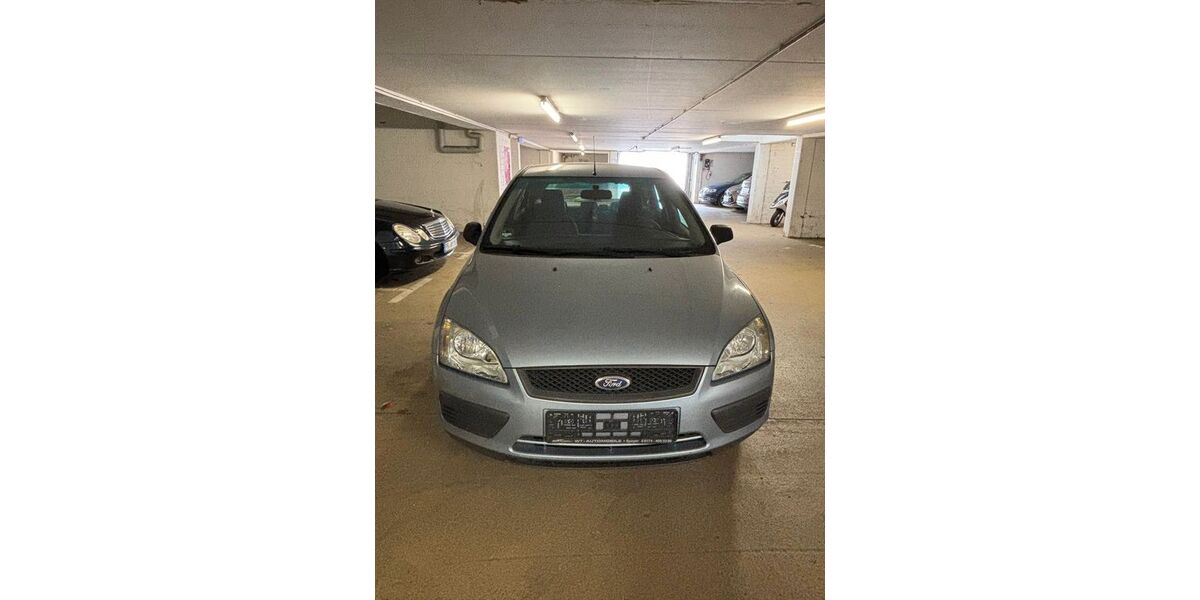 Ford Focus 196.468 km 2.100 &euro; Paderborn 33100