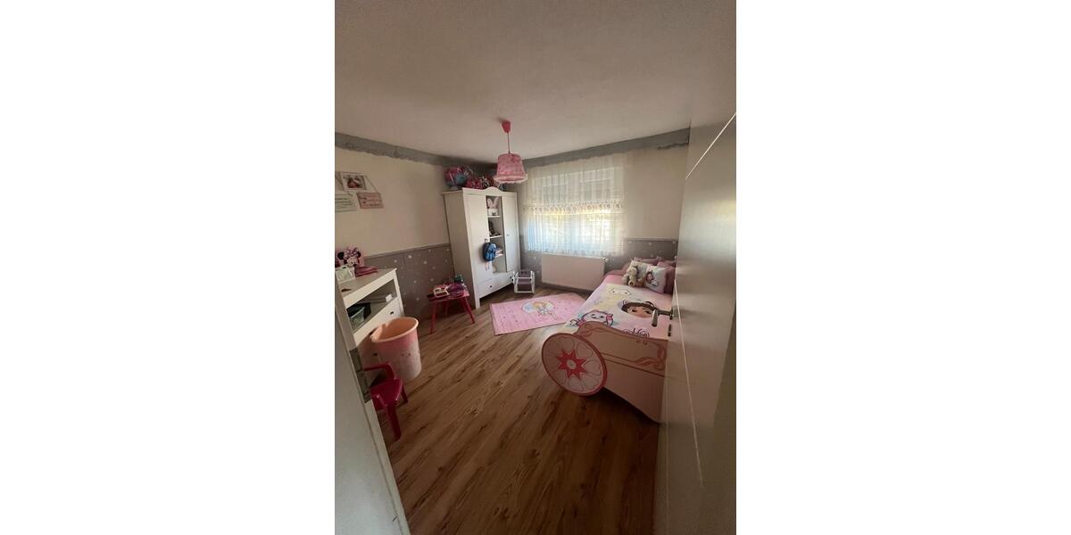 Einfamilienhaus Willebadessen - 9 Zimmer, 174 m&sup2;, 98.000&euro; | Angebot:26822012