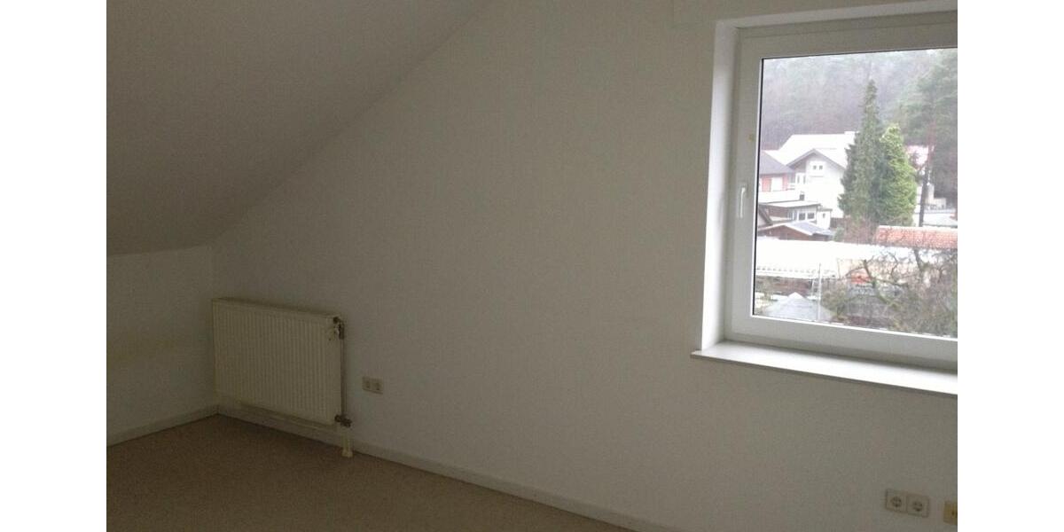 Dachgeschoßwohnung Bad Lippspringe - 2 Zimmer, 60 m&sup2;, 540&euro; | Angebot:25649480