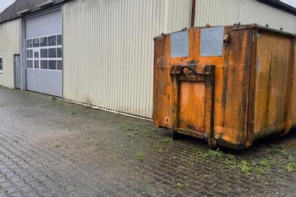 Lager- bzw. Produktionshalle in Mengeringhausen zimmer