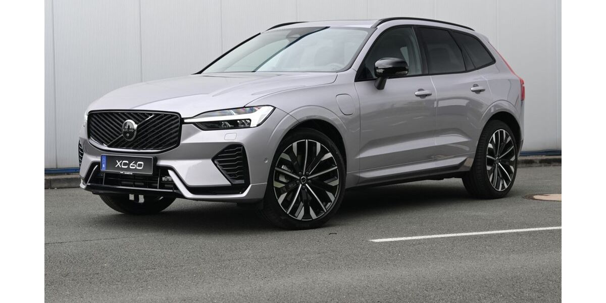 Volvo XC60 5.100 km 72.900 € Paderborn 33106