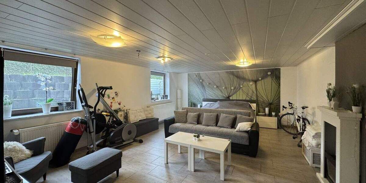 Einfamilienhaus Salzkotten - 7 Zimmer, 130 m&sup2;, 499.000&euro; | Angebot:25360757