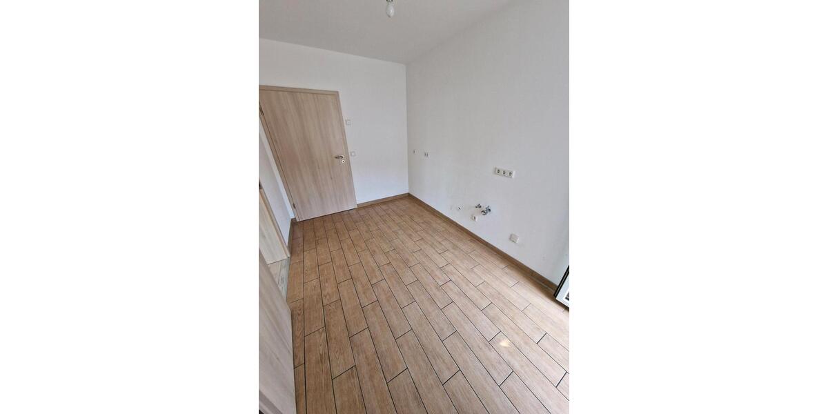 Erdgeschoßwohnung Brakel - 2 Zimmer, 65 m&sup2;, 700&euro; | Angebot:27609079