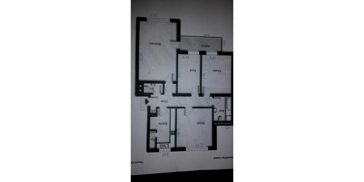 Zu verkaufen steht eine gepflegte 4 Zimmer Wohnung 4 zimmer