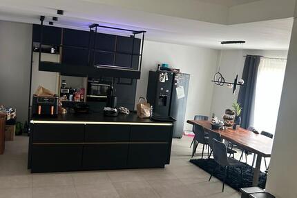 Haus Delbrück - 5 Zimmer, 155 m&sup2;, 650.000&euro; | Angebot:26564018